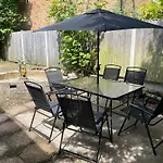 3-Bedroom Home With Free Parking